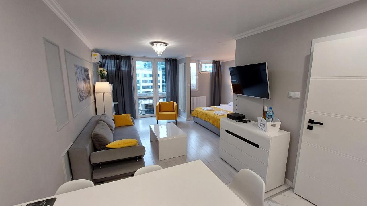 Elegancki Apartament W Sercu Warszawy 华沙 外观 照片