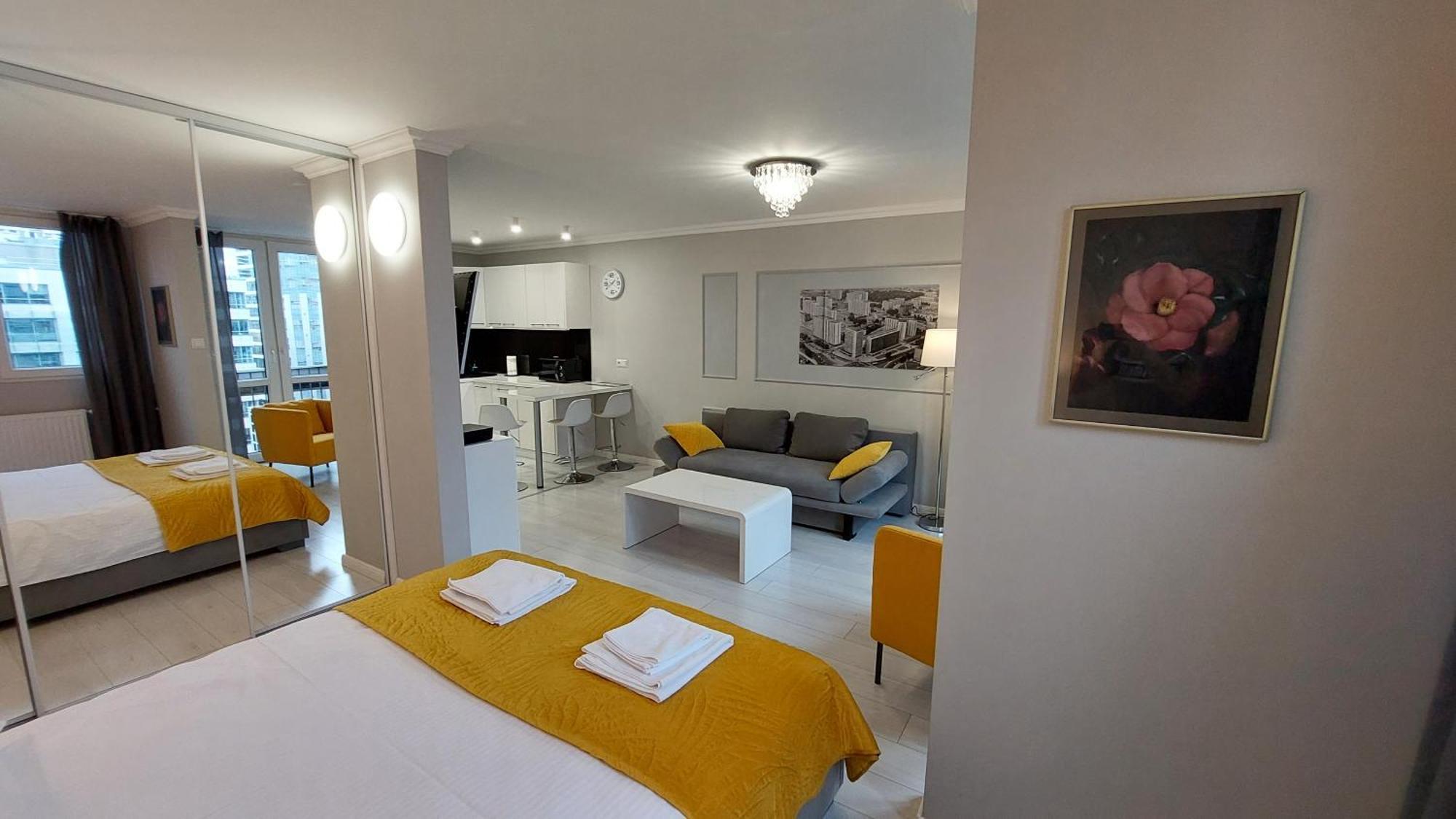 Elegancki Apartament W Sercu Warszawy 华沙 外观 照片